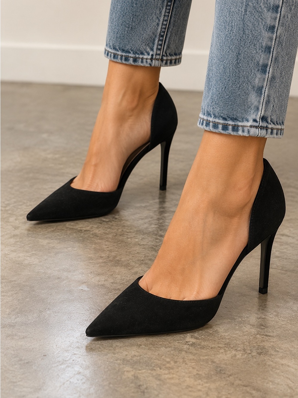 ✨ NEW Steve Madden Black Suede Kitten Heel Pumps